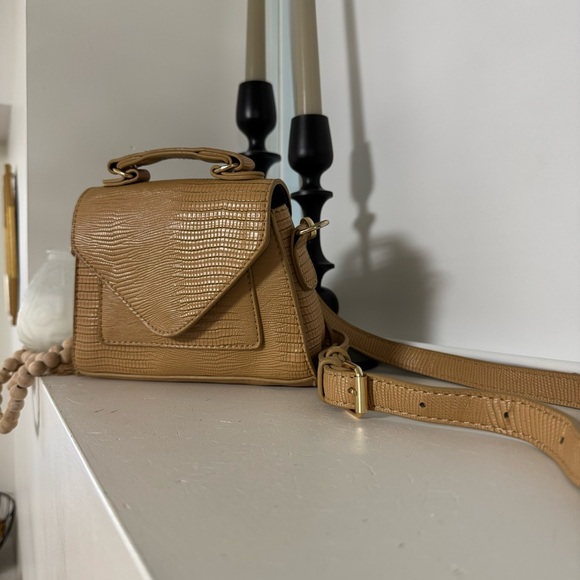 Brown Purse - Picture 3 of 10